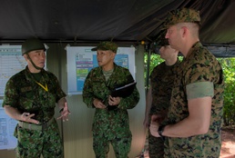 JSDF train for humanitarian assistance and disaster relief