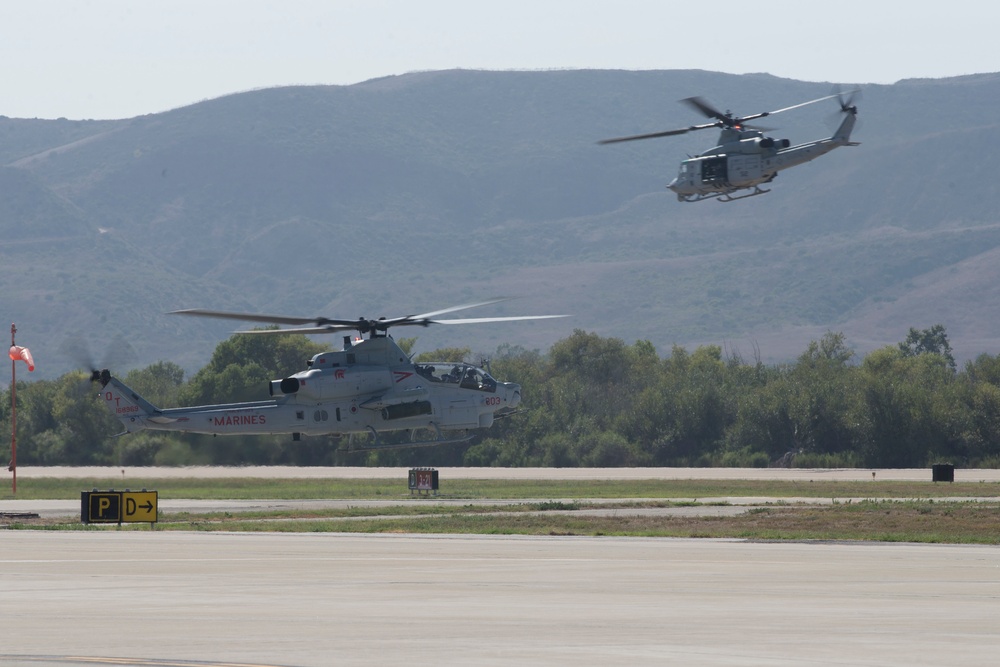 Camp Pendleton aviators conduct flight ops