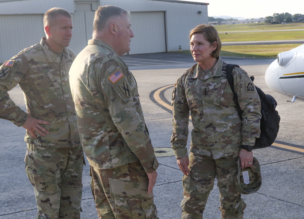 LTG Richardson Arrives at Dobbins Air Reserve Base