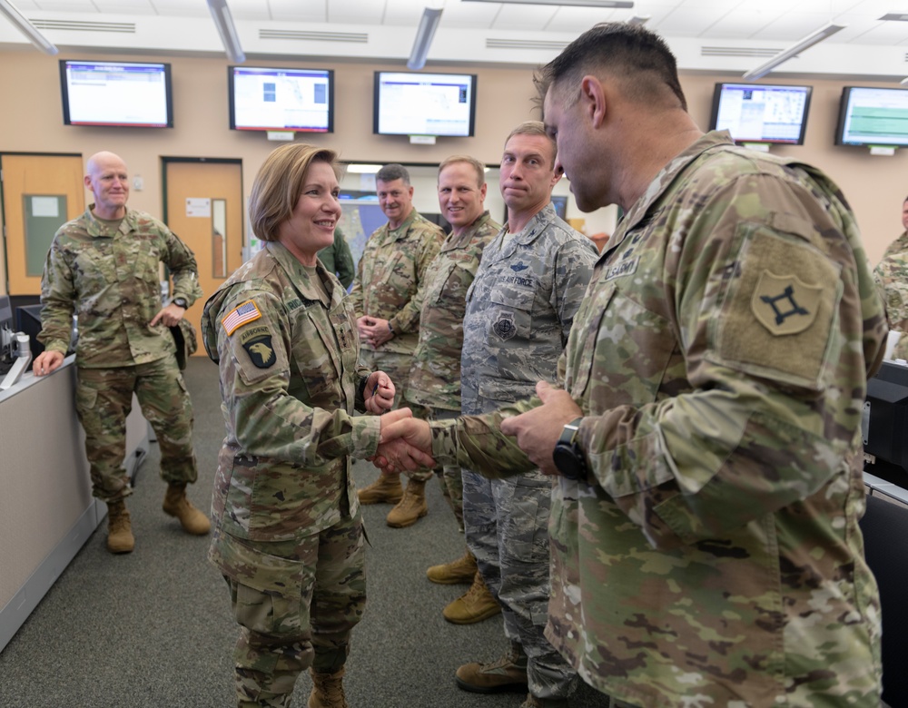 ARNORTH commander visits Florida National Guard