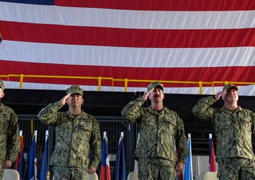 EODMU 8 holds change of command