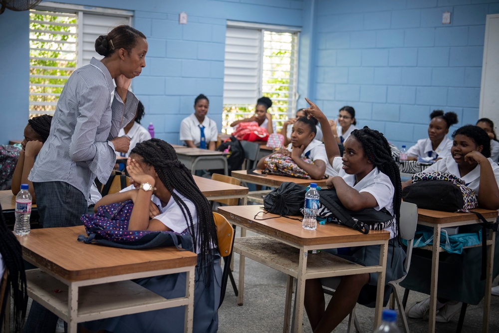 USNS Comfort Volunteers Speak at Catholic Girls' School in Trinidad