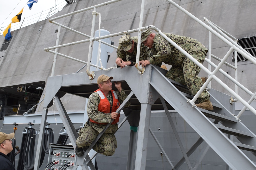 USS Milwaukee (LCS 5) moored at SUBASE New London