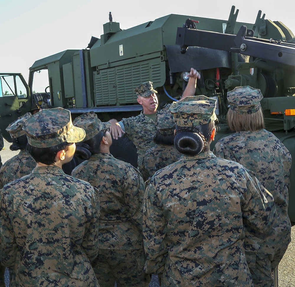 Basic Marine Platoon Receives Period of Instruction on Military Vehicles