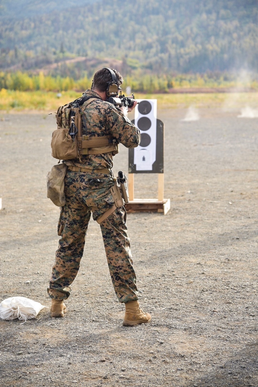 EOD Group One Conducts Small Arms Training