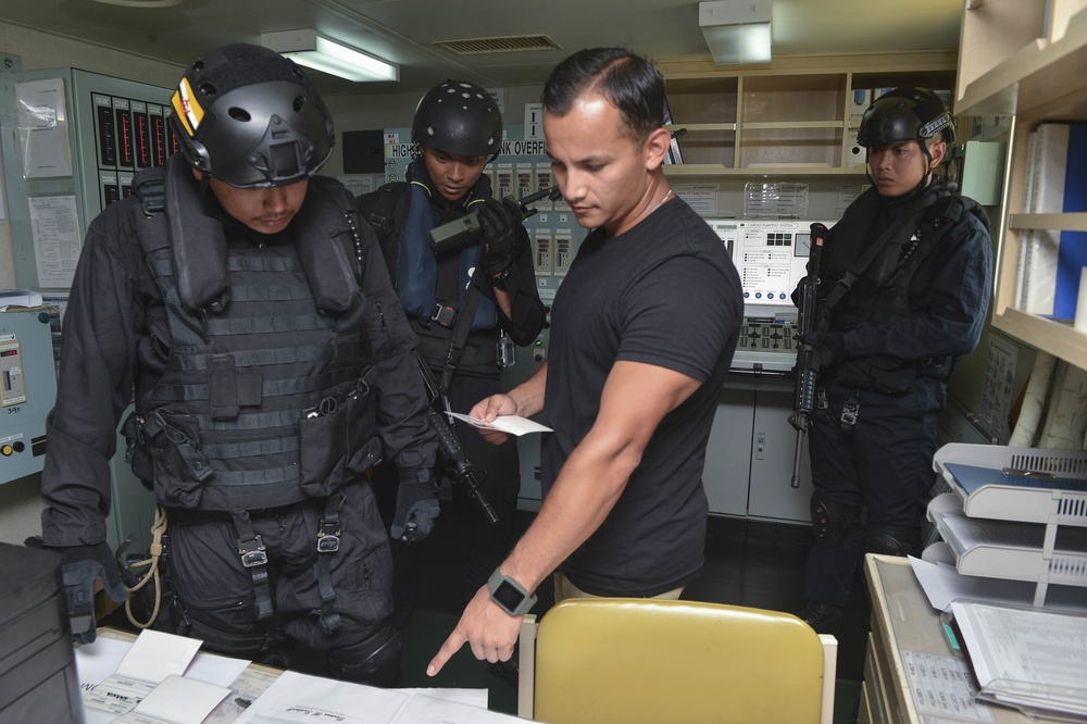 U.S. and Royal Brunei Navies conduct VBSS Training as part of AUMX