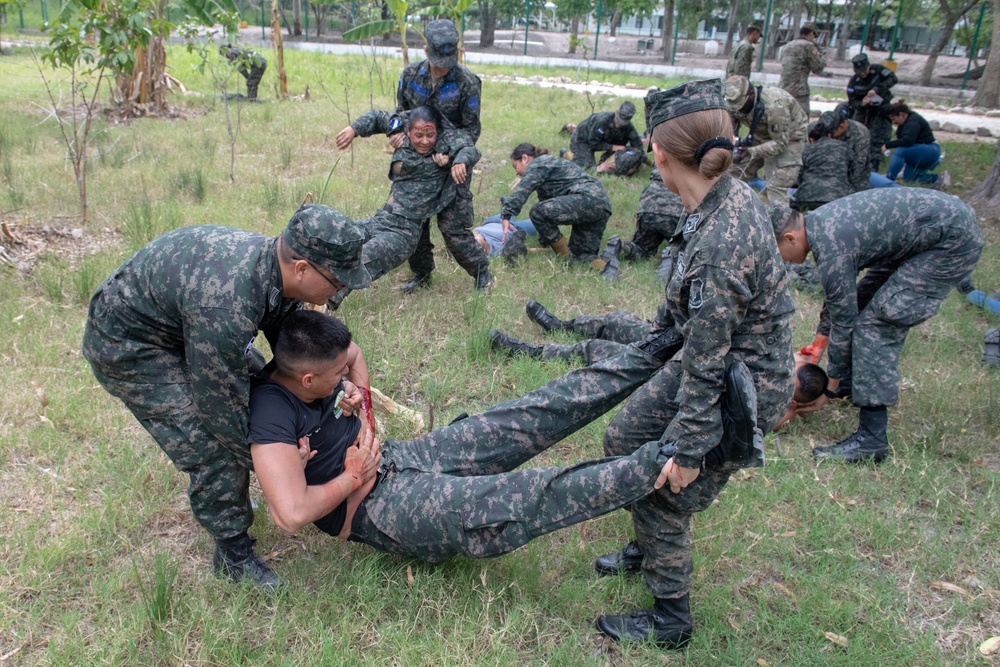 U.S. Navy Promotes Medical Readiness in Honduras