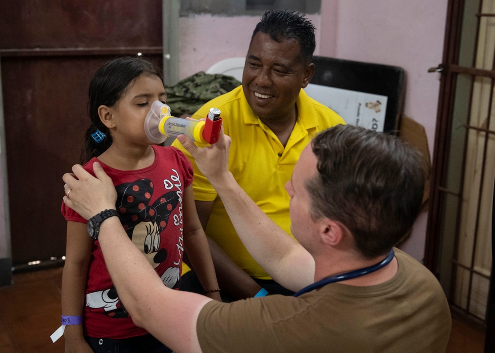 USNS Comfort visits Cedros, Trinidad