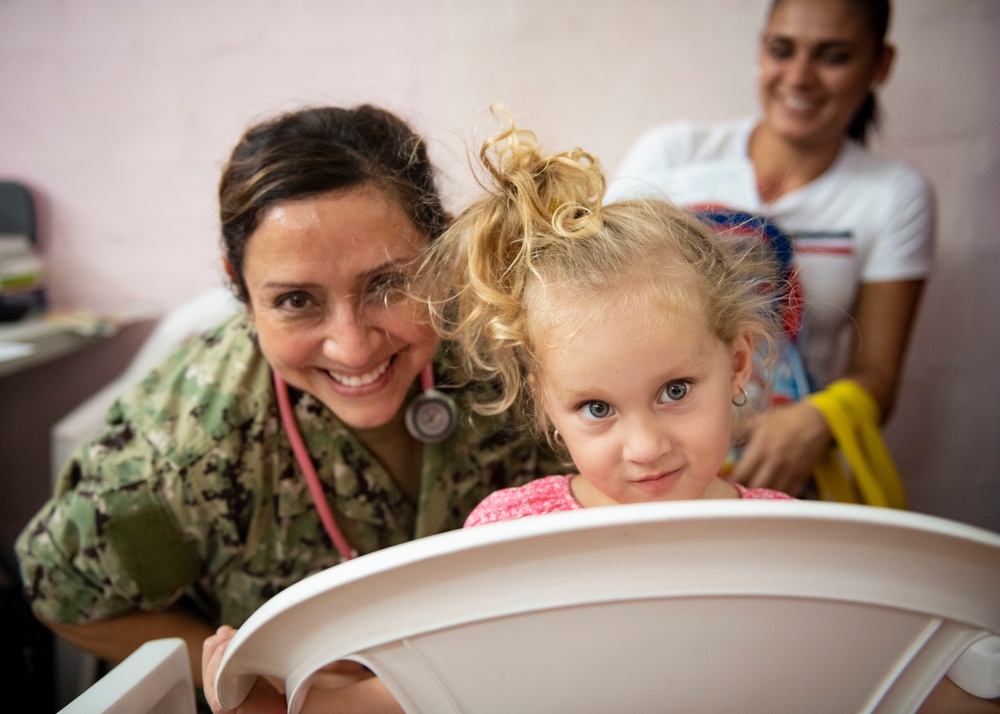 USNS Comfort visits Cedros, Trinidad