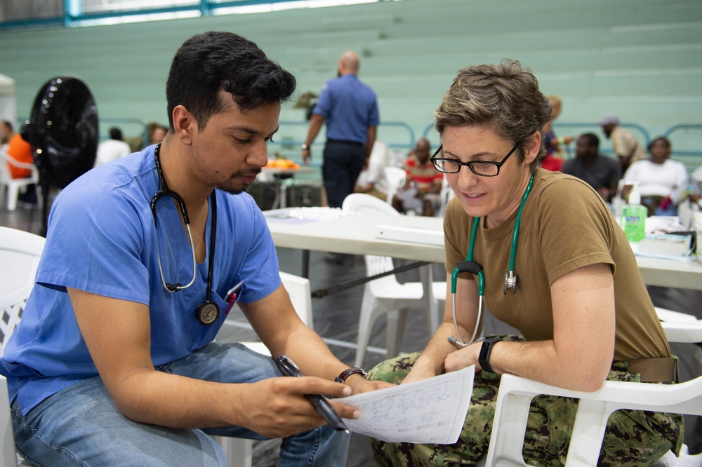 USNS Comfort Provides Medical Support