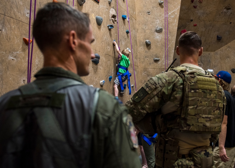 Idaho Air Guard Members Climb with Courageous Kids