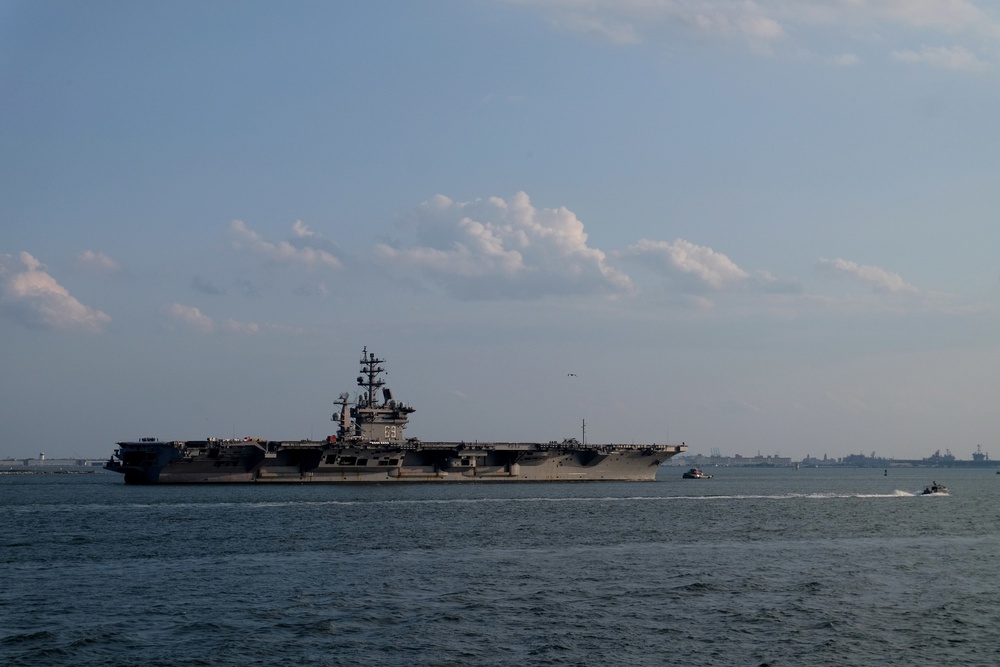 USS Dwight D. Eisenhower (CVN 69) returns to Norfolk from Hurricane Dorian Sortie