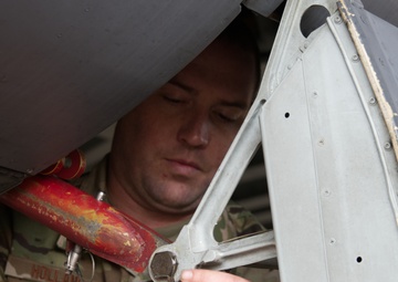 307th Bomb Wing preps for dual exercises