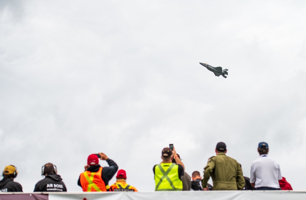 F-35 Demo Team brings Airpower to Canada