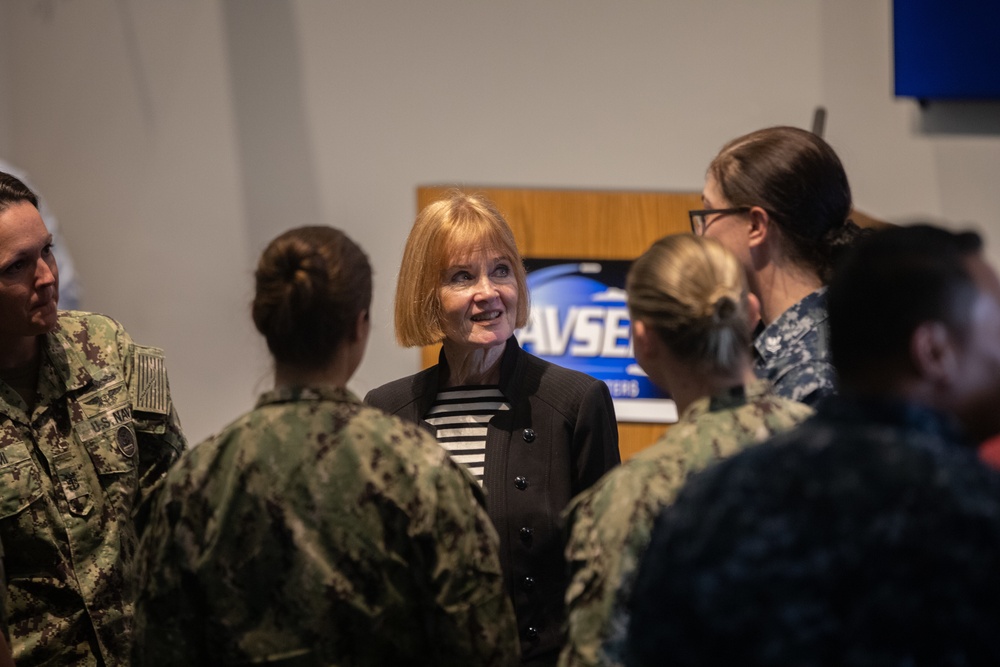 Retired Admiral Returns to NSWC PHD as Lead Voice for Diversity and Women’s Equality