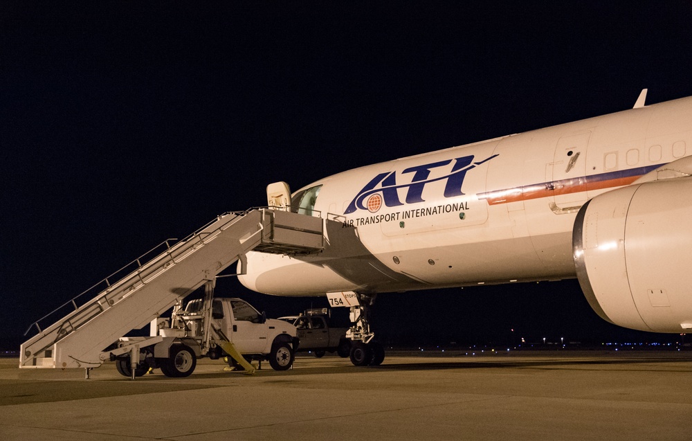 Mobility Guardian 2019: CRAF 757 delivers personnel, cargo