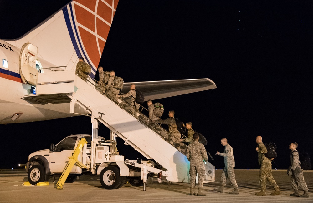 Mobility Guardian 2019: CRAF 757 delivers personnel, cargo