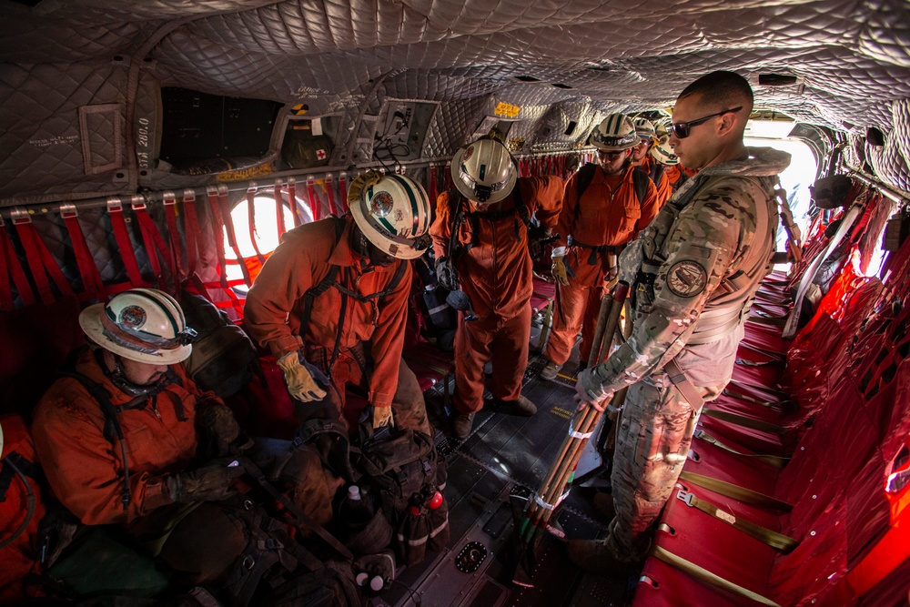 Cal Guard takes handcrews to Red Bank Fire