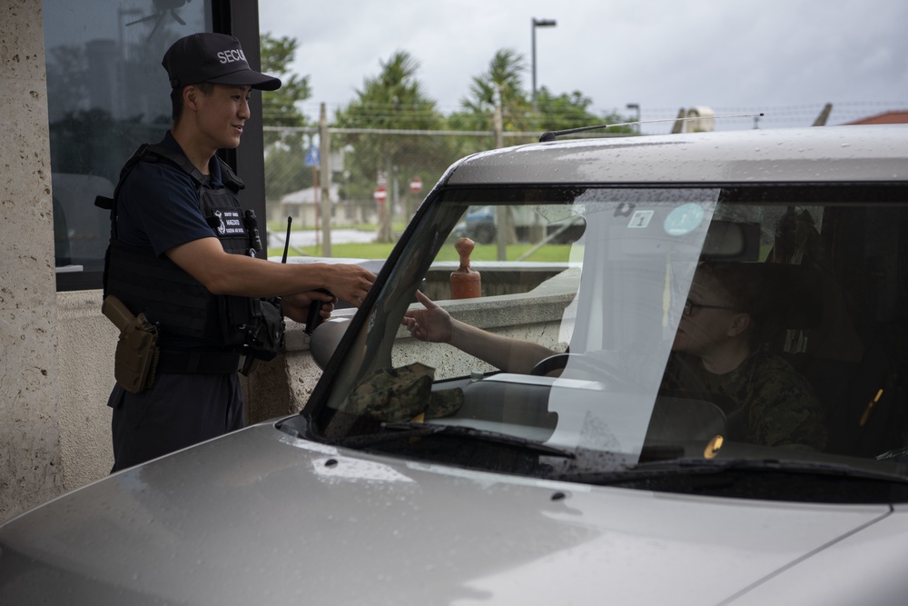 18th SFS guards Kadena AB