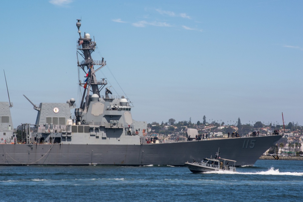 Coastal Riverine Squadron 1 conduct Harbor Security