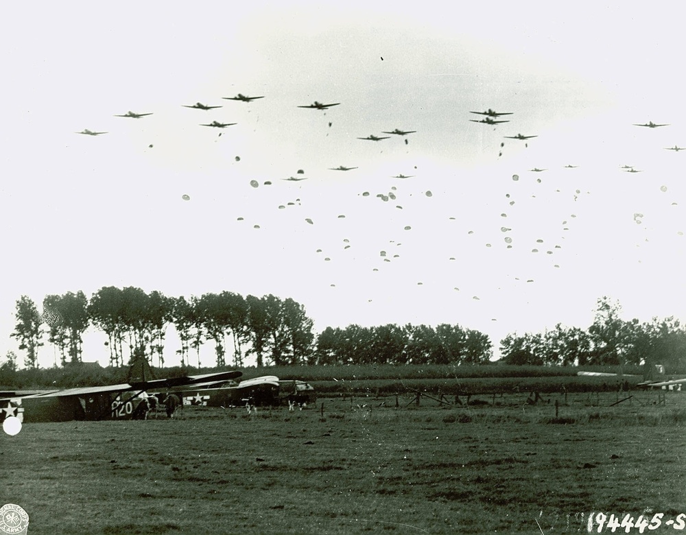 Operation Market Garden, World War II, paratroopers