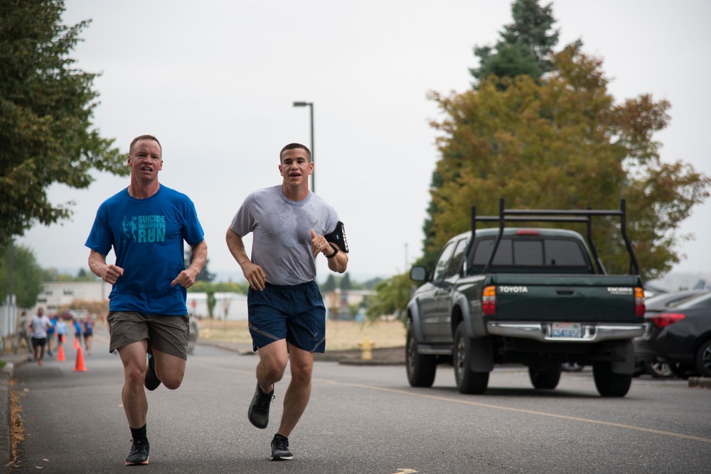 142nd Fighter Wing Guardsmen participate in Suicide Awareness 5K