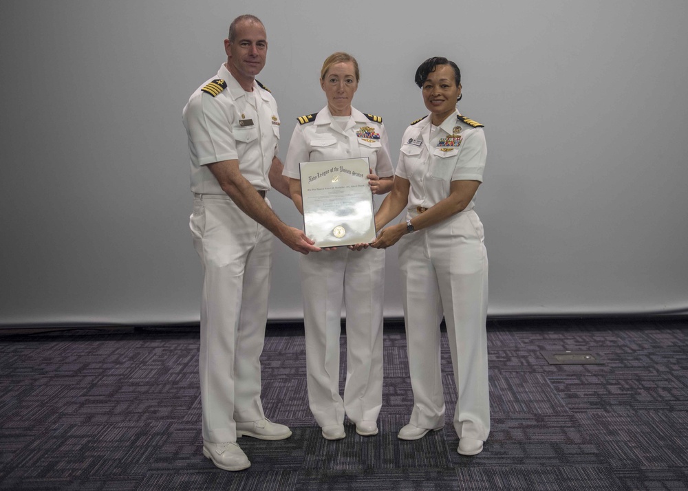 USS Mobile Bay SUPPO Receives Prestigious Supply Award