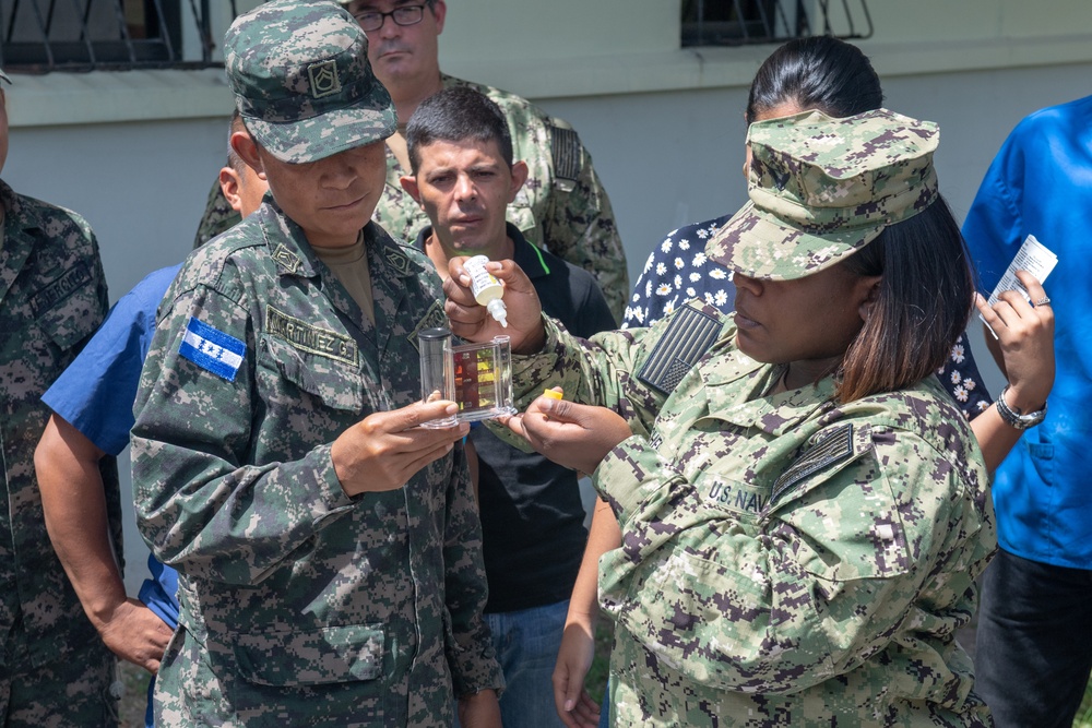 U.S. Navy Promotes Medical Readiness in Honduras