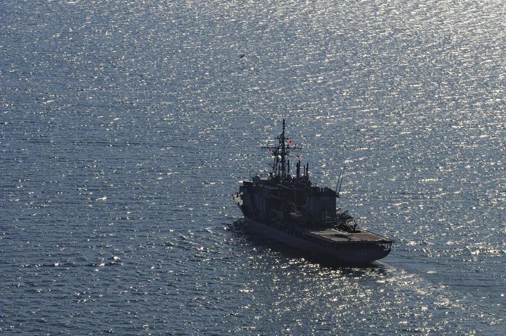 Blackhawks conduct deck landing on JMSDF vessel JS Chiahaya Sept. 9 2019 (2/2)