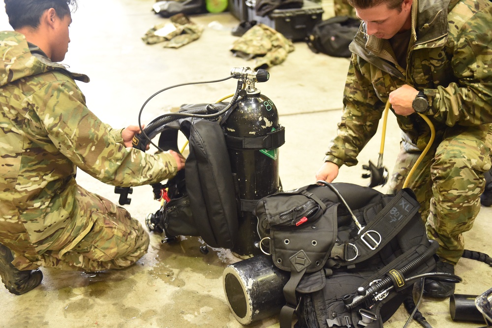 EODMU 8 Sailors Locate and Dispose Underwater Training Mines During Exercise Northern Coasts 2019