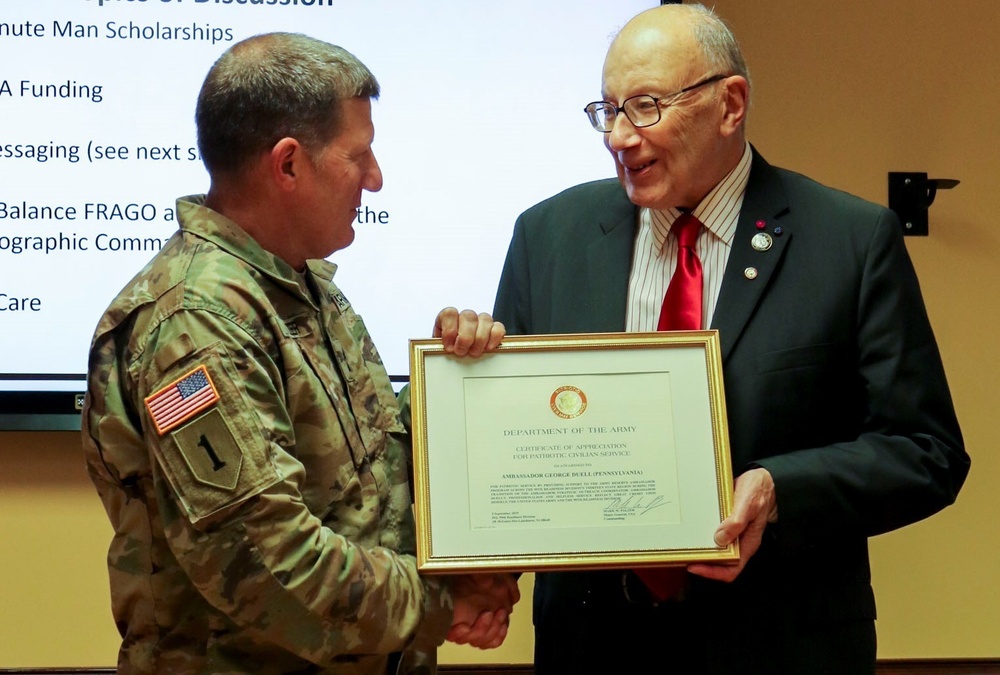 Army Reserve Ambassador receives civilian service award