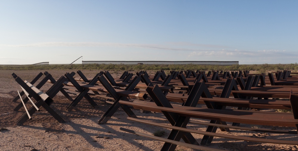 Task Force Barrier - El Paso 46 mile project