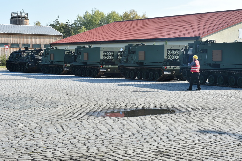 M270 MLRS arrive at 7th ATC