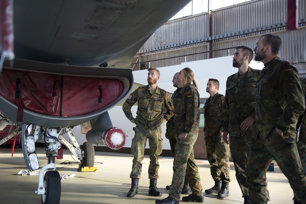 German armed forces members visit Spangdahlem AB