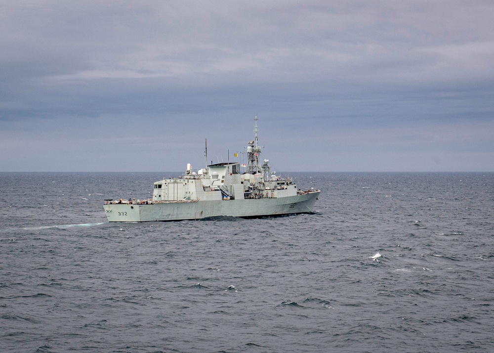 HMCS Ville De Quebec Participates in Cutlass Fury 2019