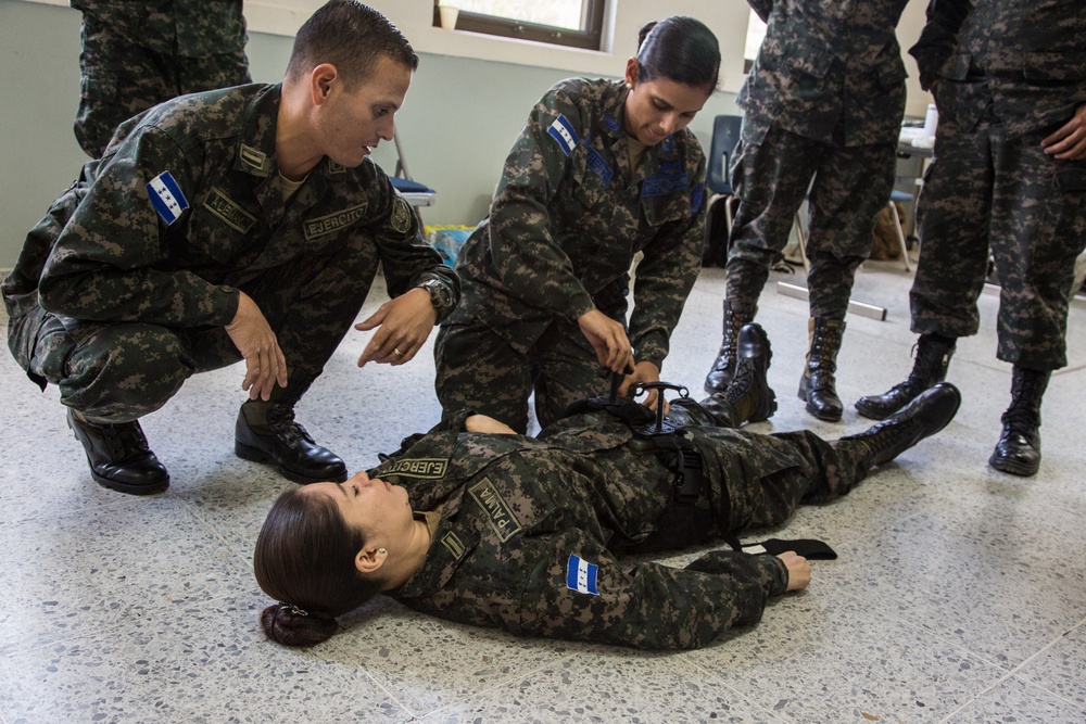 U.S. Navy Promotes Medical Readiness in Honduras