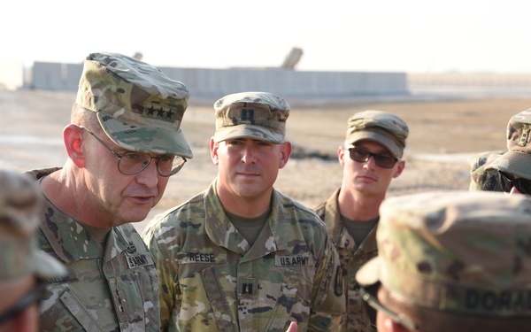 ARCENT Commanding General visits 4-3 ADA