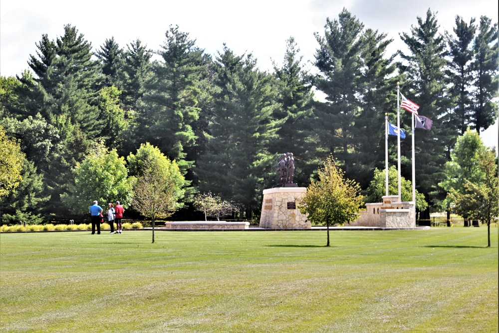 Hundreds attend 2019 Retiree Appreciation Day at Fort McCoy