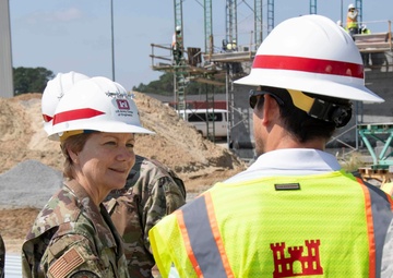 911th Air Refueling Squadron welcomes AMC Commander Miller