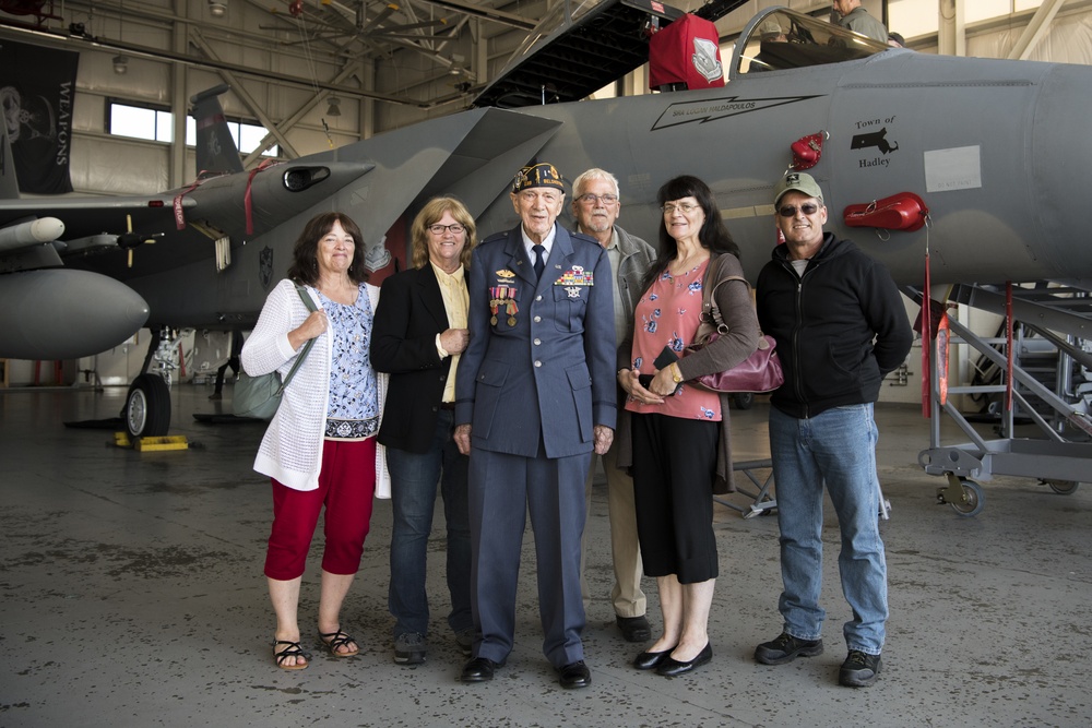 Navy veteran, Galaxy Community Council, Faith United Methodist Church tour 104th Fighter Wing
