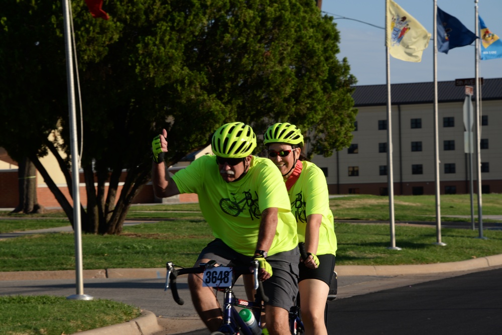 Hotter‘N Hell Hundred