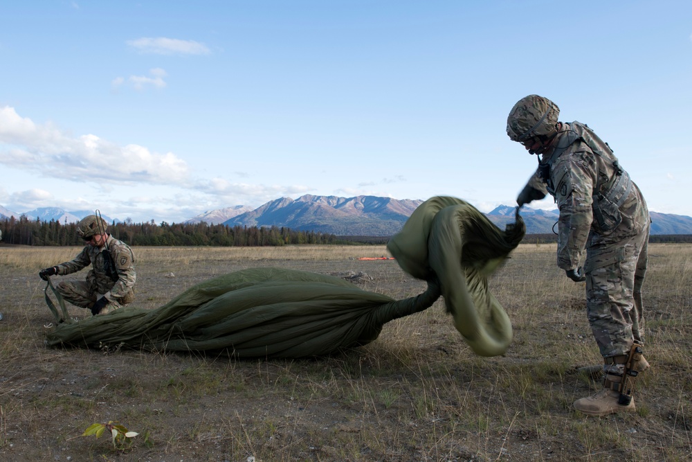 Alaska Soldiers train as U.S. Army Pathfinders