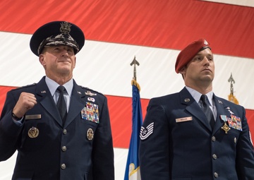 Kentucky Air Guardsman awarded Air Force Cross