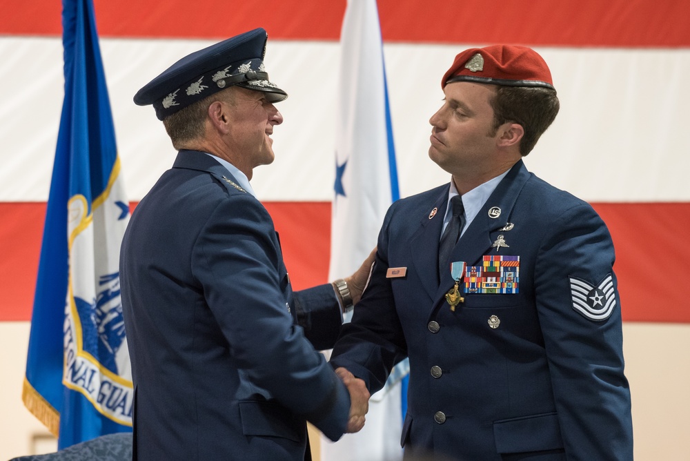 Kentucky Air Guardsman awarded Air Force Cross