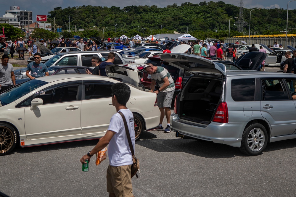 USO holds 2nd annual car show