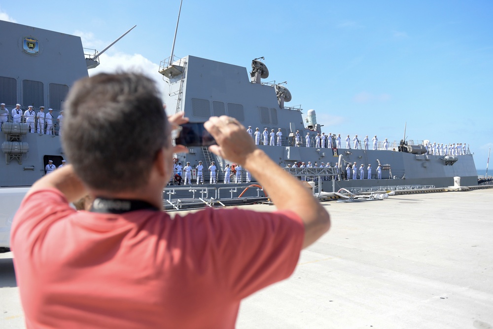 Forrest Sherman Departs For Deployment