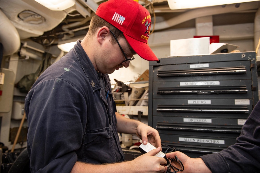 Sailors Aboard USS San Jacinto Safety Tag Power Chords