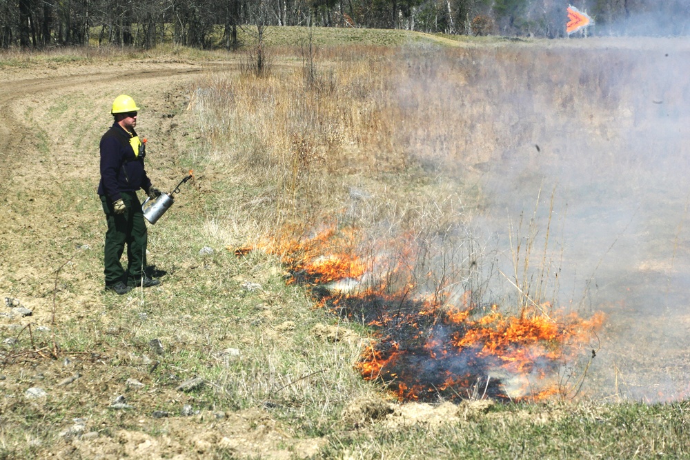 2016 UH-60 Black Hawk Fire Training, Prescribed Burn Work at Fort McCoy