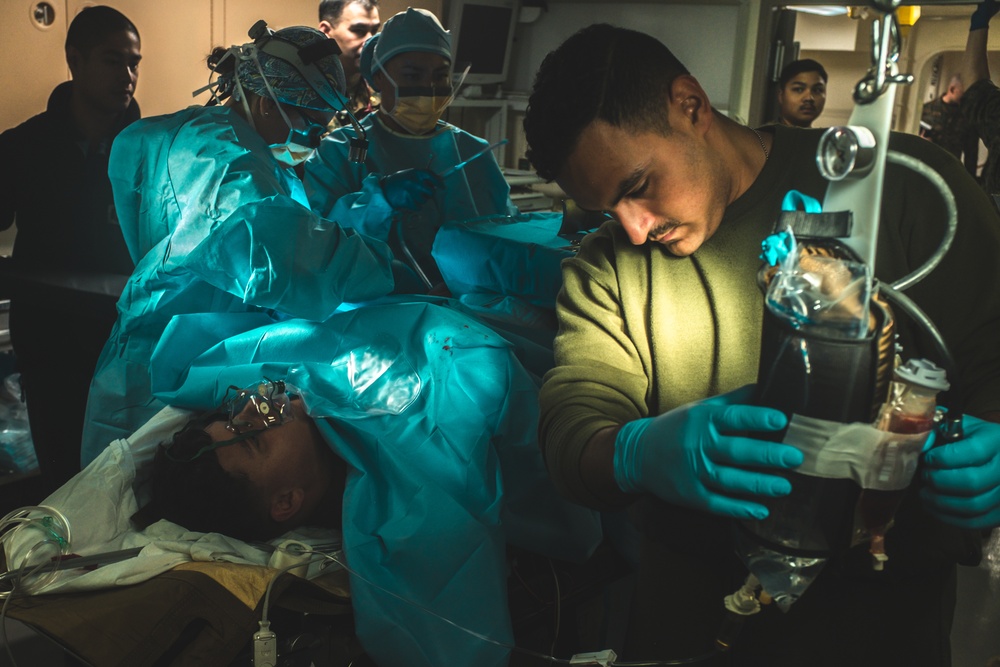 Life-saving Skills Showcased in Medical Exercise Aboard USS Somerset