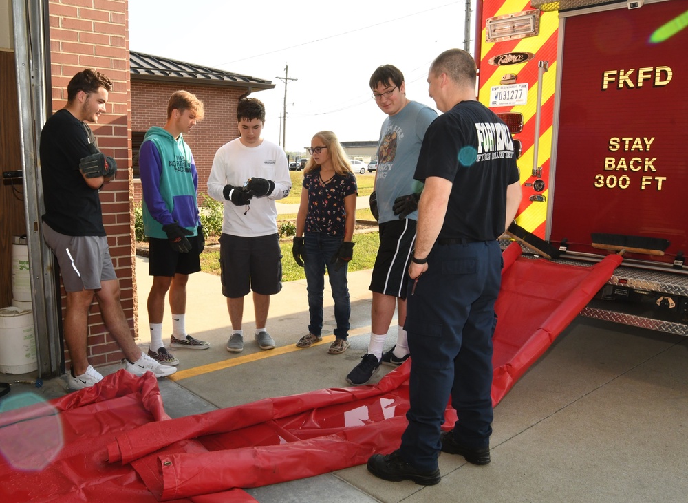 Fort Knox Middle High School, Fire dept. team together to give seniors options